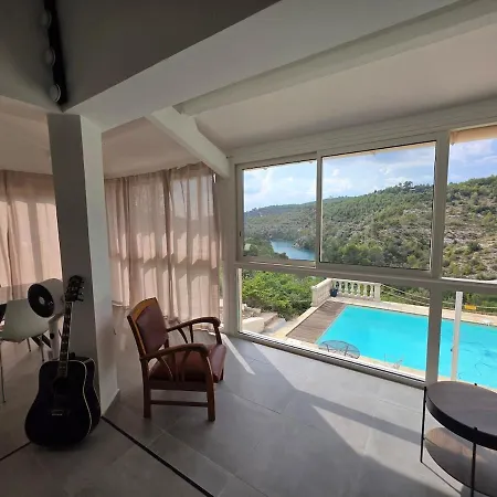 D Exception Vue Sublime & Acces Lac, Piscine