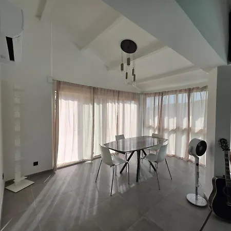 D Exception Vue Sublime & Acces Lac, Piscine Villa *