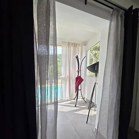 D Exception Vue Sublime & Acces Lac, Piscine